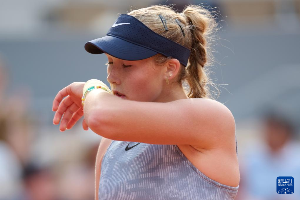 的猜测和担 的猜测和担