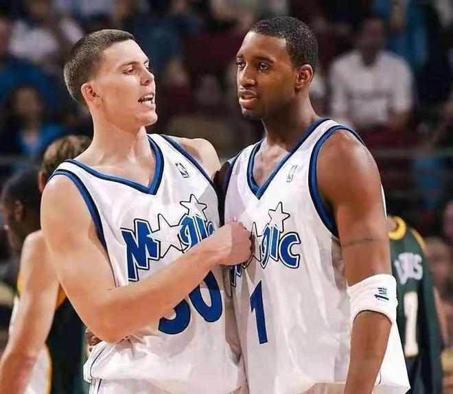 主教练滕哈 主教练滕哈