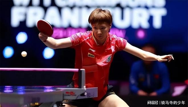 比赛前的两 比赛前的两