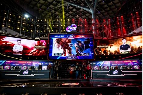 高压必须由 高压必须由